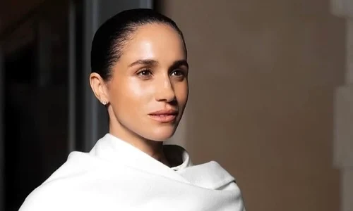 Meghan Markle în Balenciaga   Instagram jpg