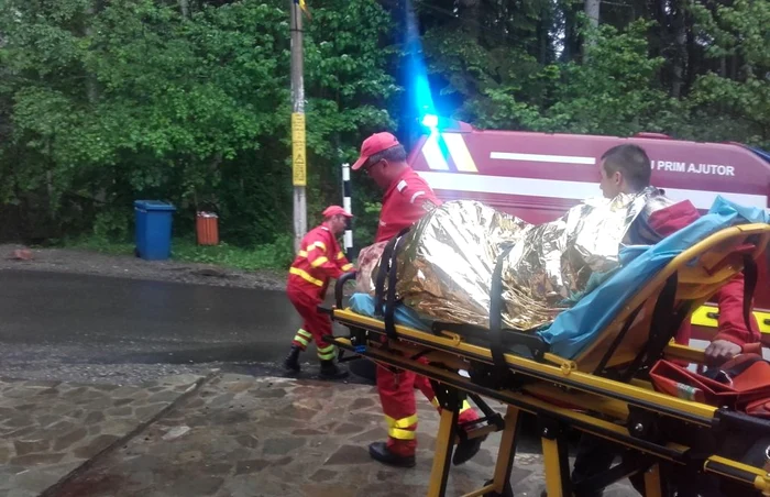 Tânăra a fost preluată de SMURD la ora 19.00 FOTO: SJ Salvamont Neamţ