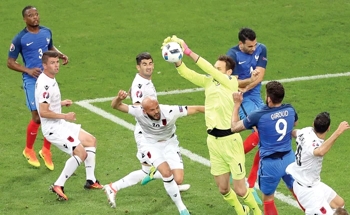 
    Albanezii au făcut deja primele declaraţii de război înaintea «finalei» grupeiFoto: AP  