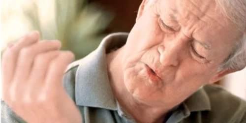 Dacă suferi de dureri articulare, evită să te expui frigului şi umezelii