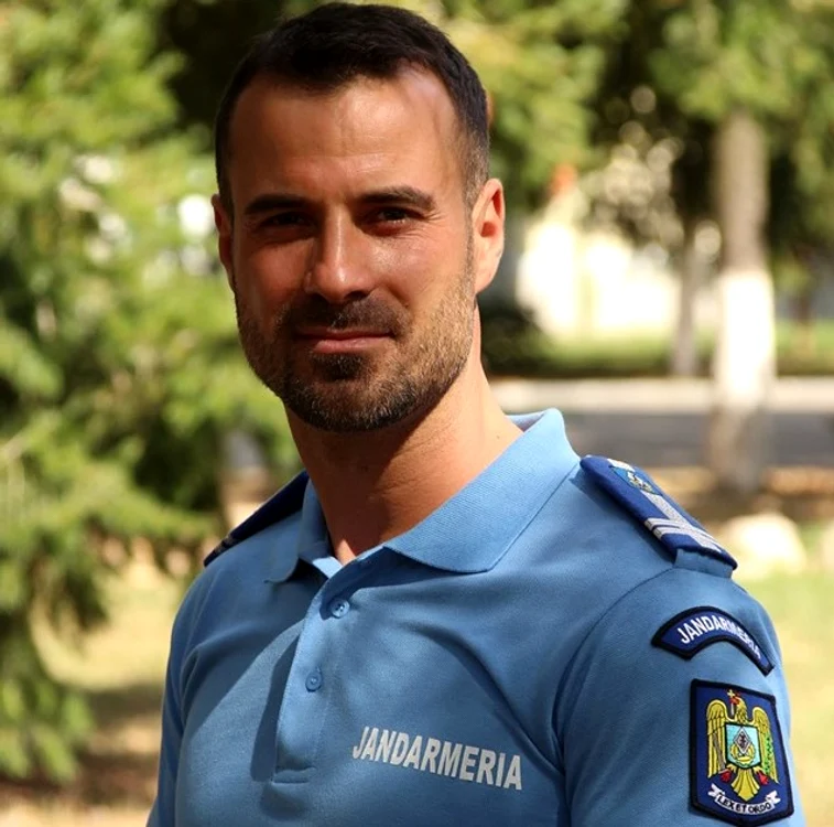 Sebastian Tatu, jandarmul-Rambo, care a fost trimis în multe misiuni pe frontFotografii: Jandarmeria București