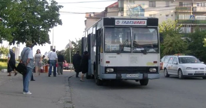 Autobuzele vor circula după un program special