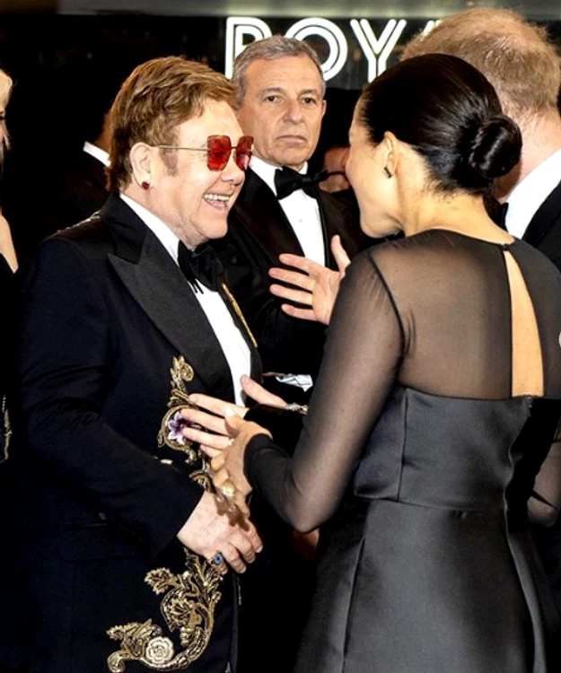 Elton John s-a numărat printre personalităţile care au participat la eveniment 
