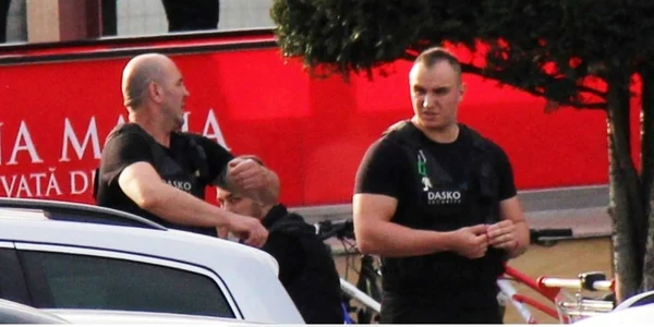 Sorin Dan i-a fotografiat pe paznicii care l-au bătut