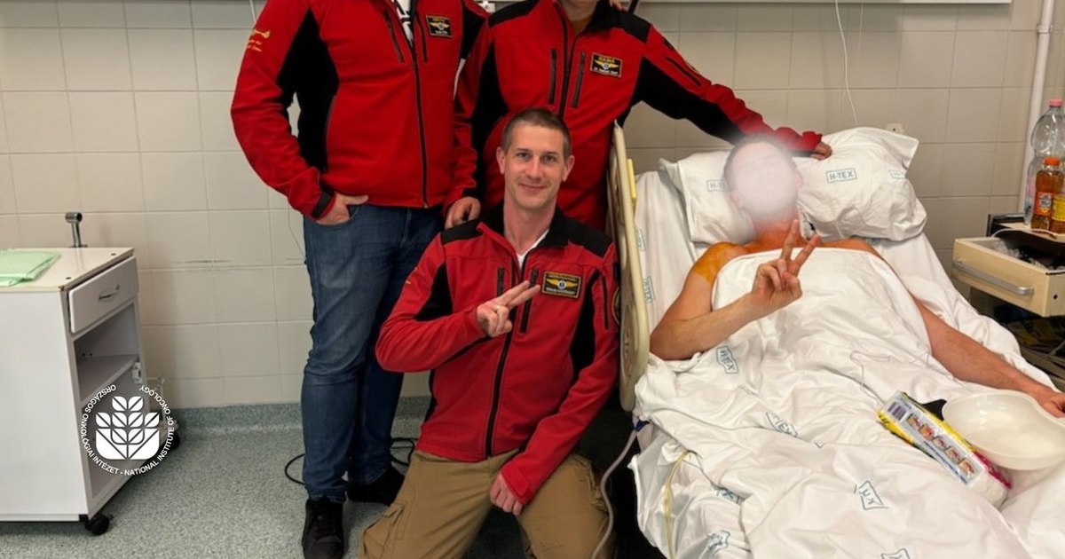 Caz fără precedent. Tânăr salvat după ce un oncolog a efectuat o operaţie pe cord deschis în mijlocul străzii