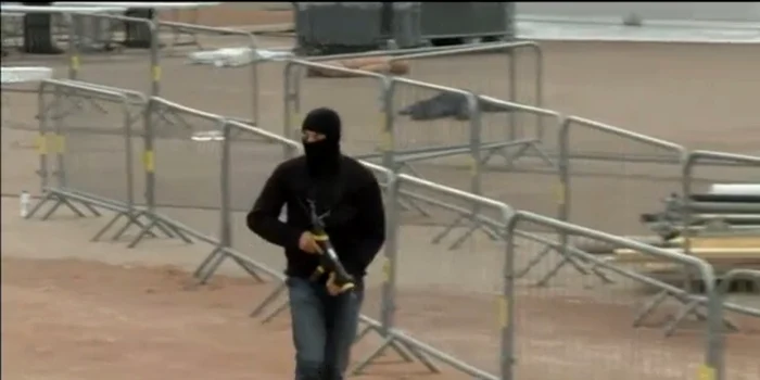 Exercițiul a cuprins un &quot;atac&quot; cu bombă și un asalt cu arme de foc