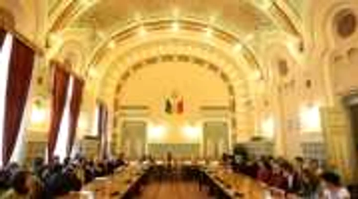 Conferinţa a avut loc în Sala Mare a Palatului Administrativ