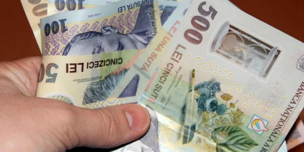 Salariul mediu brut a crescut cu 1,5%