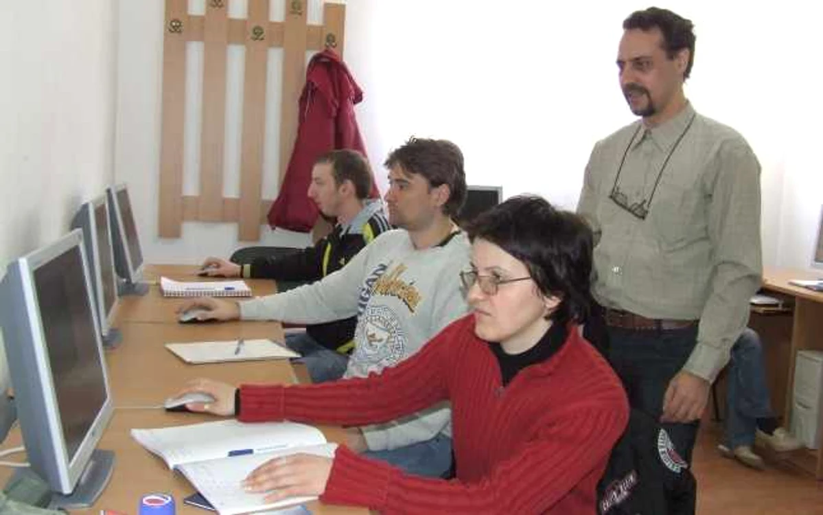 Cursuri organizate de către UVVG