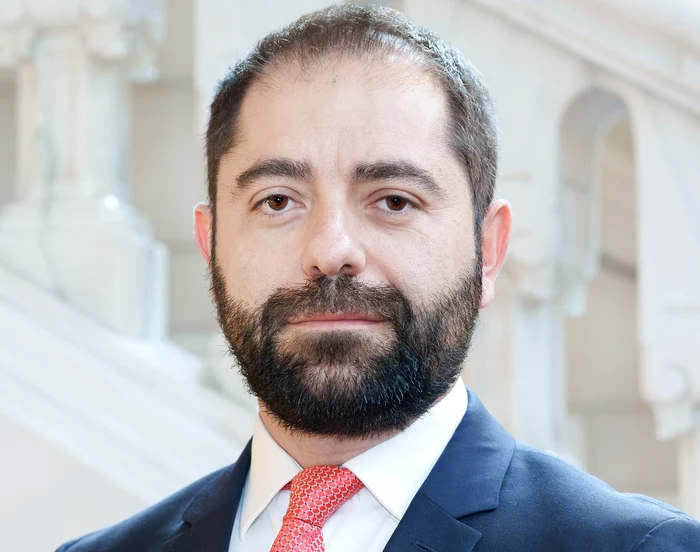 „E pentru prima dată când am văzut o astfel de discuţie”. Reacția unui consilier prezidenţial în ceea ce privește creşterea TVA