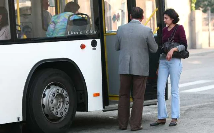 Autobuzele vor veni până în luna decembrie Foto.arhivă