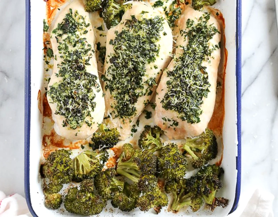 Piept de pui cu broccoli la cuptor jpeg