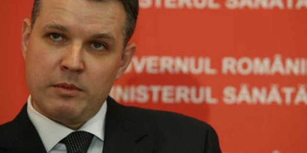 Vizita lui Bazac la Spitalul Judeţean Sibiu a lăsat la poartă rudele a zeci de pacienţi