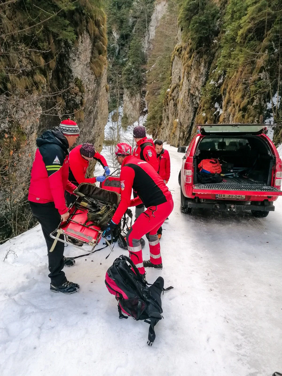 Tragedie în Brașov: Bărbat de 59 de ani a murit după ce a căzut de pe un perete abrupt, pe un traseu montan nemarcat