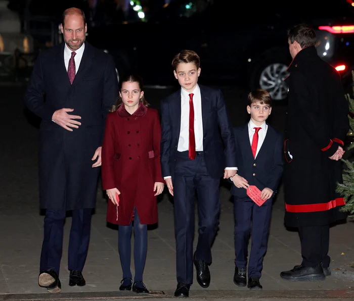 De la stânga: Prințul William, Prințesa Charlotte, Prințul George și mezinul, Prințul Louis