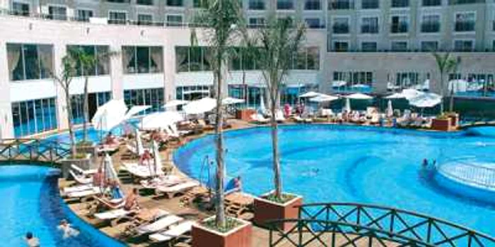 Sătmărenii se pot bucura de vacanţa la Antalya începând de luni