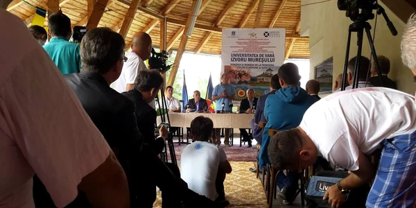 traian basescu cere unire