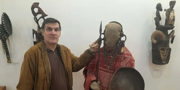 Samochis si masca razboinica mursi jfif