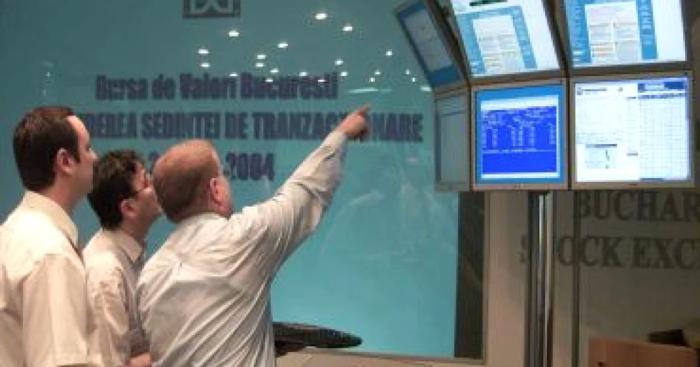 În primele două minute de tranzacţionare la BVB, cotaţia acţiunilor Romgaz din piaţă a urcat până la un maxim de 35,95 lei/titlu, cu 19,83% peste preţul din ofertă FOTO Adevărul