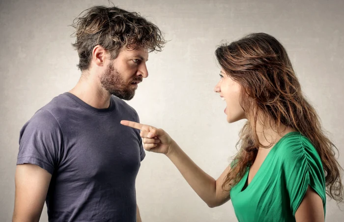 Relație toxică este o relaţie în care nu ți se permite să te exprimi, să te manifești, să fii tu însuțifoto: shutterstock