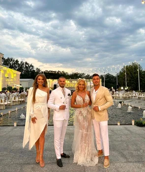 Valentin Sanfira, Codruța Filip, Maria Constantin și Robert Stoica. Sursă: Instagram