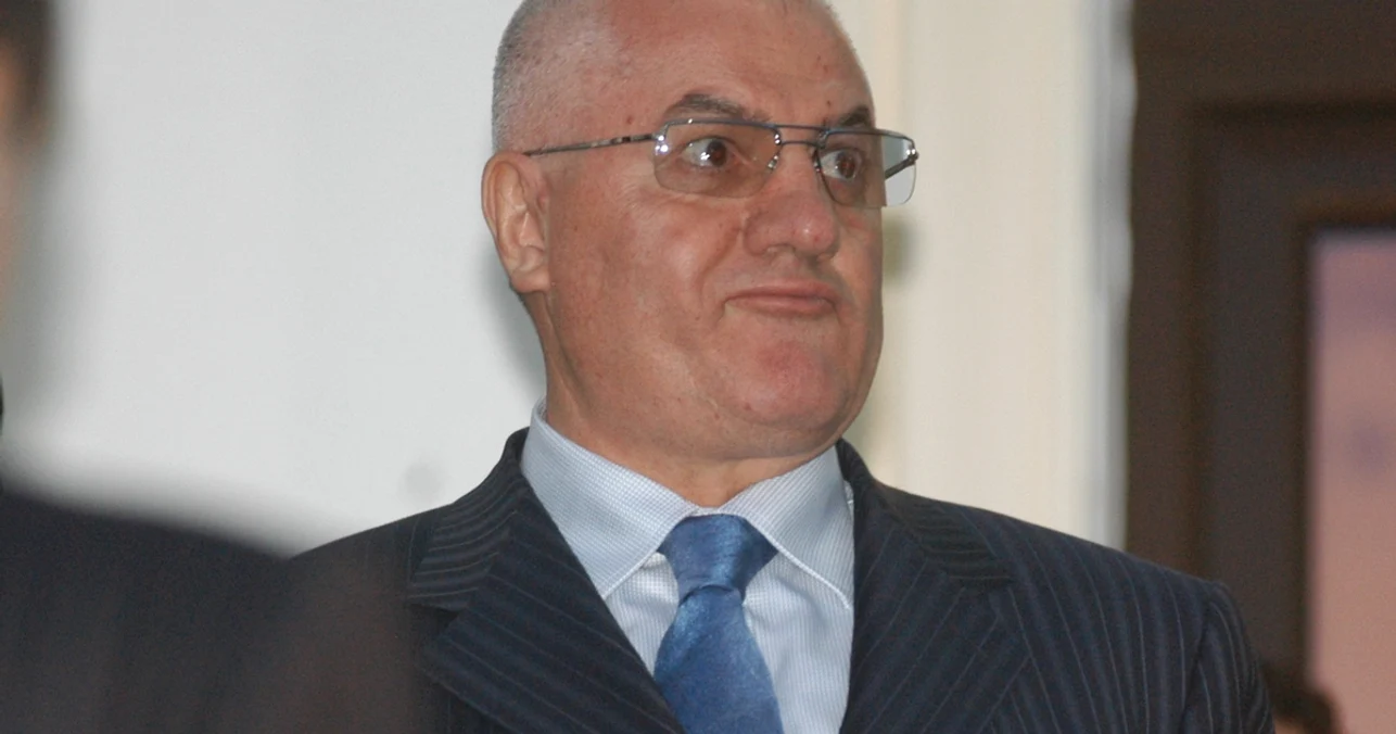 Dumitru Dragomir, artizanul unui blat mizerabil. Foto Sportpictures