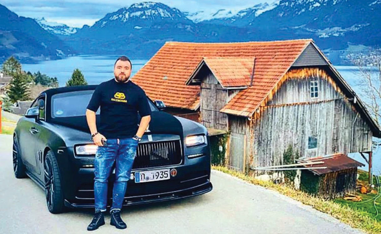 Cosmin Pop, zis “Şarpele nebun”, avea grijă de limuzină ca de ochii din capFoto: arhivă personală