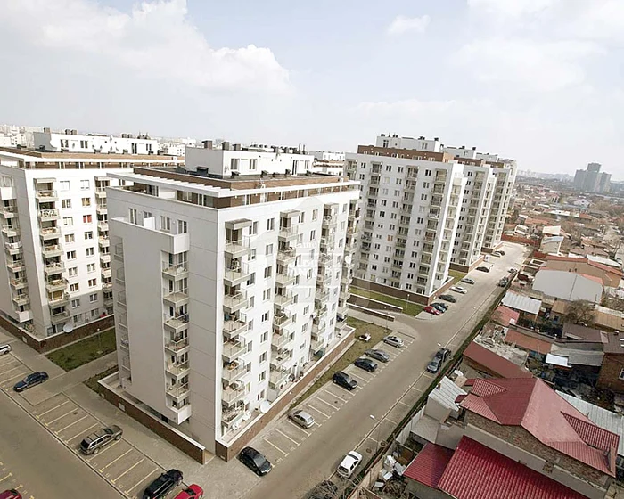 Acesta este complexul rezidențial unde locuiește concurentul