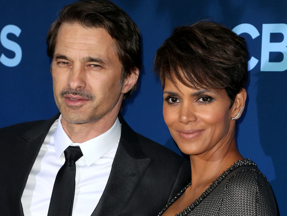 
    Halle Berry (49 de ani) și Olivier Martinez (49 de ani) au decis să pună capăt căsătoriei după numai doi anifoto: Getty  
