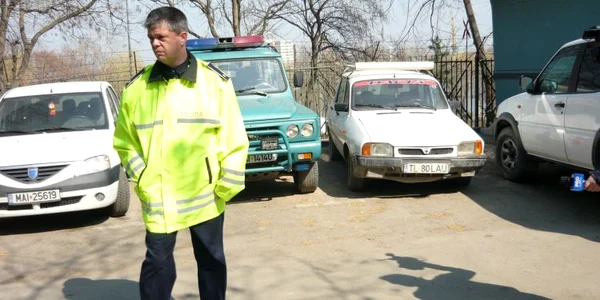 Şoferul se afla la volanul acestei maşini