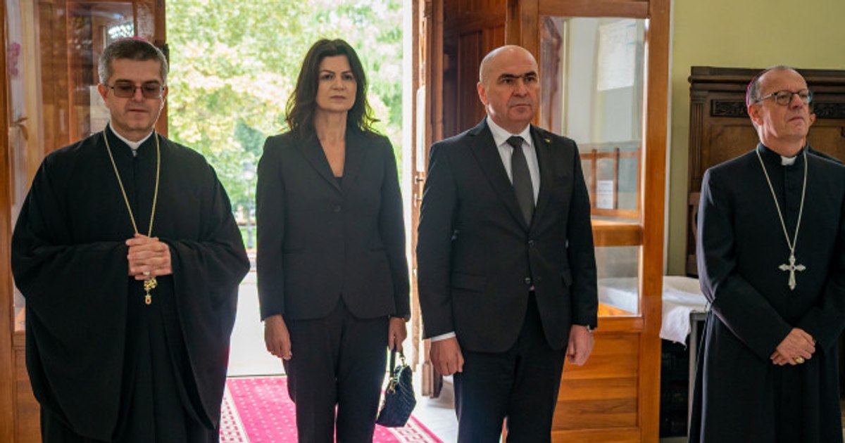 Ilie Bolojan, premierul României, și soția sa la Viena
