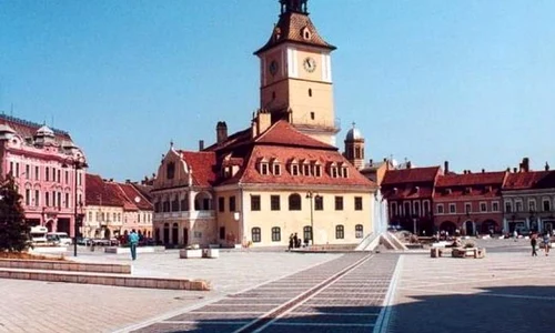 15 noiembrie: A avut loc revolta anticomunistă a muncitorilor de la Braşov jpeg