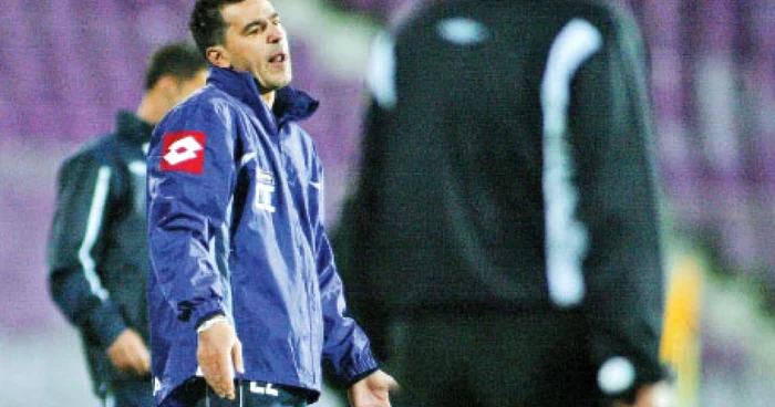 Contra e pus la zid de patronul timişorenilor