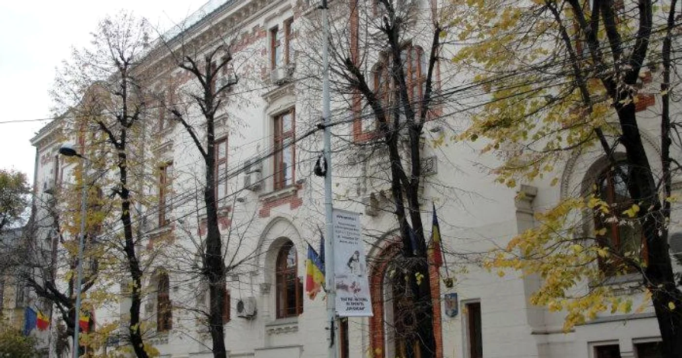 Cele două imobile sunt situate pe aceeaşi stradă cu actualul sediu al Ministerului Educaţiei               FOTO: wikimapia.org