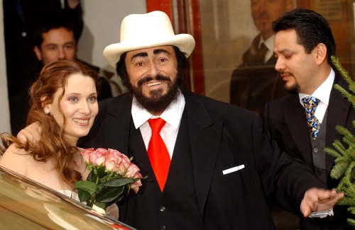 1 pavarotti deschidere gettyimages 2808101 jpg jpeg