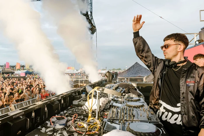 DJ Michael Bibi  e invitat pe Litoral