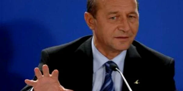 Traian Băsescu: "Holocaustul, capitol cutremurător al istoriei recente"