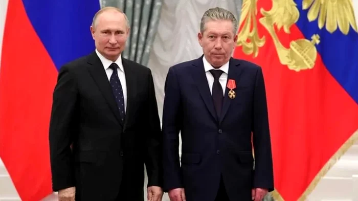 Ravil Maganov a fost decorat de Vladimir Putin în 2019 FOTO Kremlin