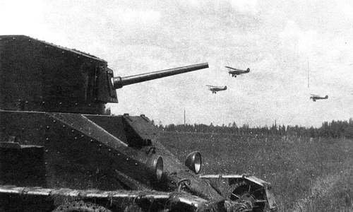 Tanc BT-2 (© Wikimedia Commons)