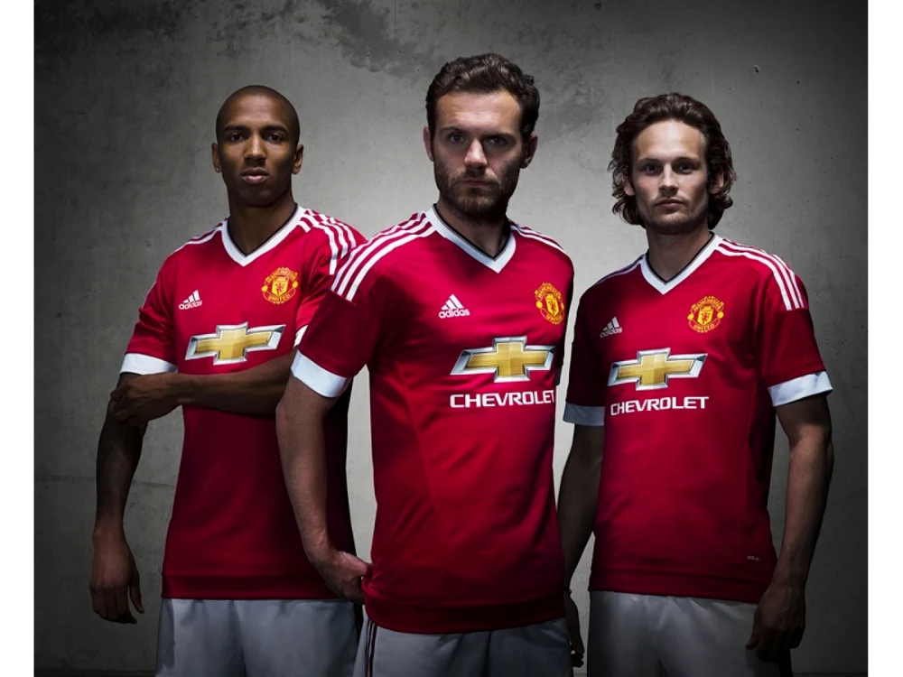 Manchester United a pornit cu dreptul