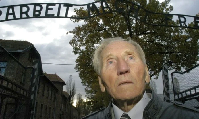 Kazimierz Piechowski, polonezul care a evadat de la Auschwitz furând o mașină a SS, a murit la 98 de ani jpeg