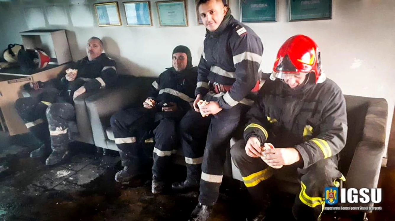 pompieri alba incendiu