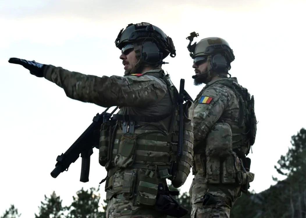 Viitorii militari încep instrucţia în toamnă FOTO MApN