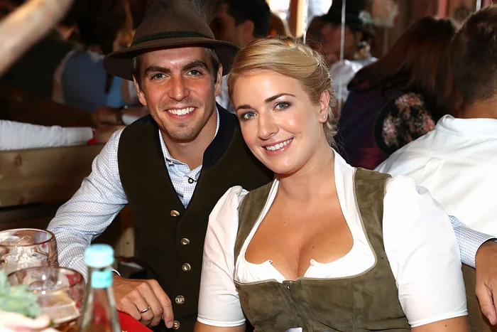 Claudia şi Philip Lahm s-au distrat pe cinste la petrecrea bavarezăFOTO: Getty Images