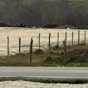 parcare în albia unui râu din Argeș foto facebook garda nationala de mediu 1 jpg