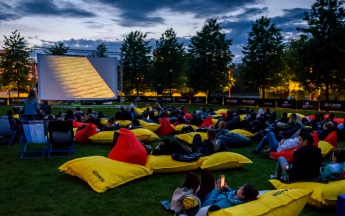 Proiecţiile de filme de la TIFF vor avea loc, în acest an, exclusiv în aer liber. FOTO: TIFF