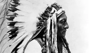 Sitting Bull în 1885 (© U.S. National Archives and Records Administration)
