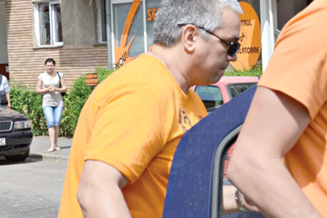 Medicul trebuia să  efectueze astăzi operaţia  pentru care a cerut mită