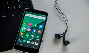 smartphone 1735044 1280 jpg