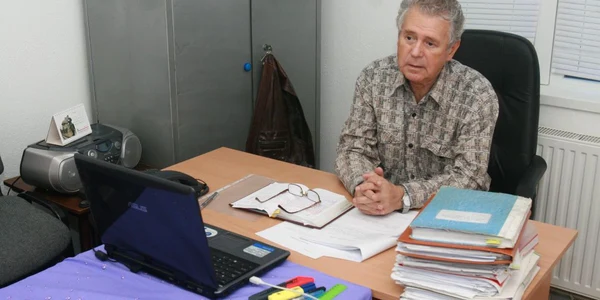 Gheorghe Chioaru cere pedepsirea tinerei care l-a lăsat infirm 